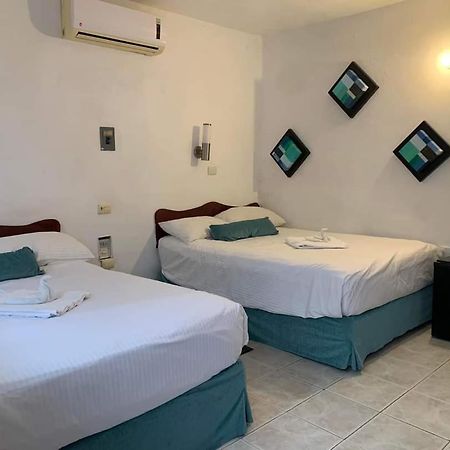 Hotel Hermanos Aguilar Κοζουμέλ Εξωτερικό φωτογραφία