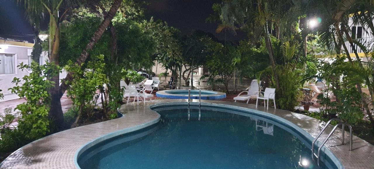 Hotel Hermanos Aguilar Κοζουμέλ Εξωτερικό φωτογραφία